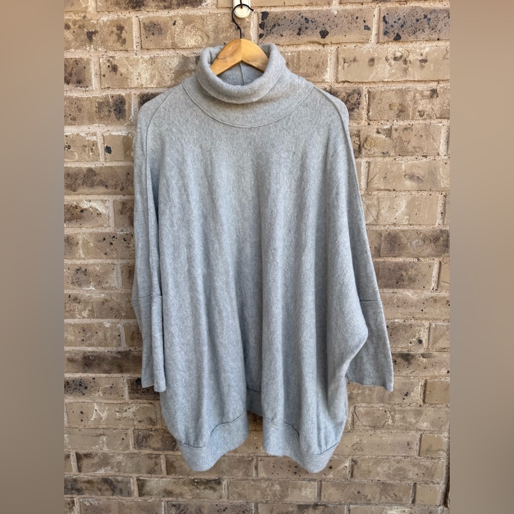 Dusan Poncho Gray Turtleneck Chunky Sweater Wool Alpaca OS One Size